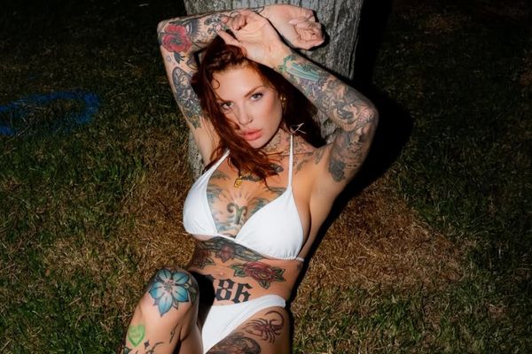 Lindsey Taylor Tierney’s Tattoo Glam Look Is Setting Social Media on Fire