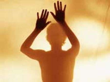 Use of Fingernails in Lovemaking