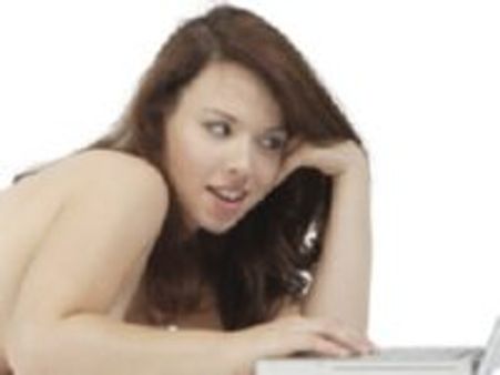 ಹೋಗುವಾಗ ಬರುವಾಗ ಕೆಲಸ ಮಾಡುವಾಗಲೂ ಬೆತ್ತಲೆ