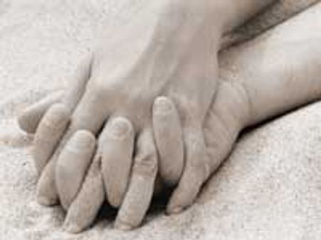 ಮೋಹದ ಬಲೆ ಬೀಸುವ ಸ್ಪರ್ಶದ ಕಲೆ