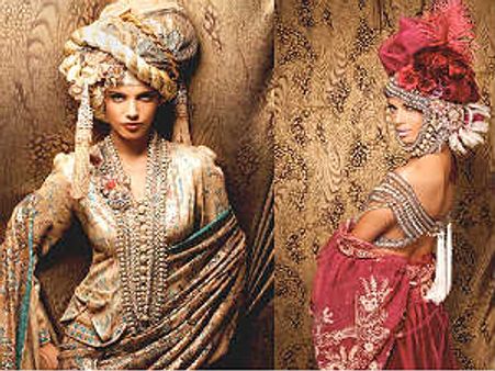 ಫ್ಯಾಷನ್‌ ಶೋನಲ್ಲಿಯೂ ಮೇಳೈಸುತ್ತಿದೆ ಕಾಮಸೂತ್ರ!