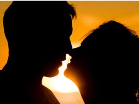 ಒಡೆದ ಹೃದಯ ಬೆಸೆಯುವ ಅದ್ಭುತ ಅಸ್ತ್ರ ಕಾಮಬಾಣ