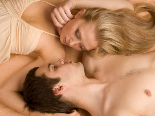 ಒಂದೇ ಟೈಮಲ್ಲಿ ಒಬ್ಬರಿಗಿಂತ ಹೆಚ್ಚು