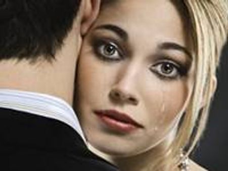 സ്ത്രീയുടെ കണ്ണീര്‍ പുരുഷനെ തണുപ്പിക്കും