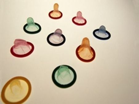 സെക്‌സ് പ്രശ്‌നങ്ങള്‍ക്ക് വയാഗ്ര കോണ്ടംസ്