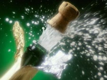 പ്രണയത്തിന്റെ പാനീയം  ഷാംപെയിന്‍