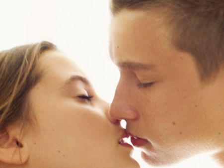 ഉത്തേജനത്തിന് നല്ലത് ചെറിയ സ്തനങ്ങള്‍