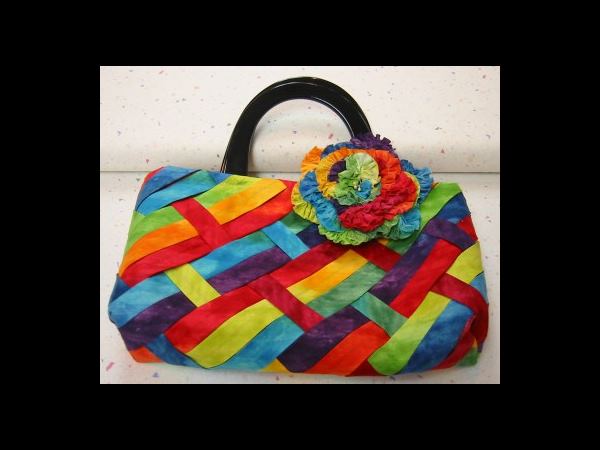 ബാഗില് എന്താണ്?