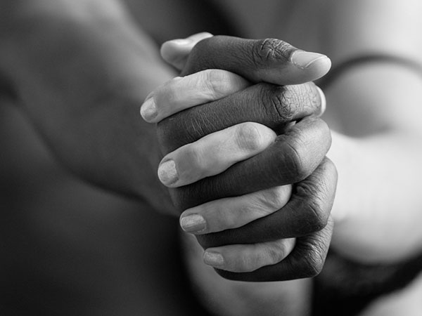 ചിത്രത്തിന്റെ മധ്യത്തിലുള്ള സെക്‌സ്