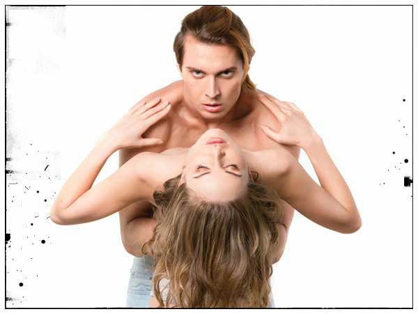 കാറിന്റെ ഡ്രൈവിങ് സീറ്റില്‍