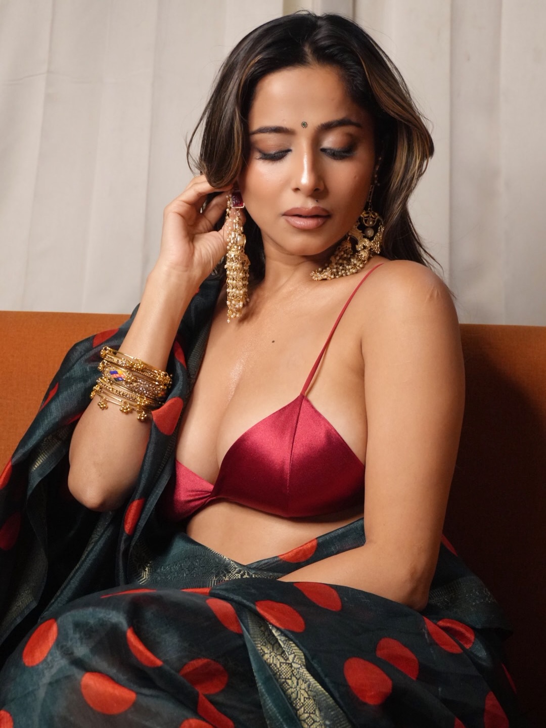 Saree with a Seductive Twist