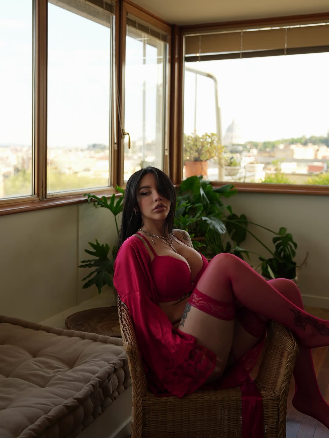 Visual Impact: Rome Meets Modern Glam