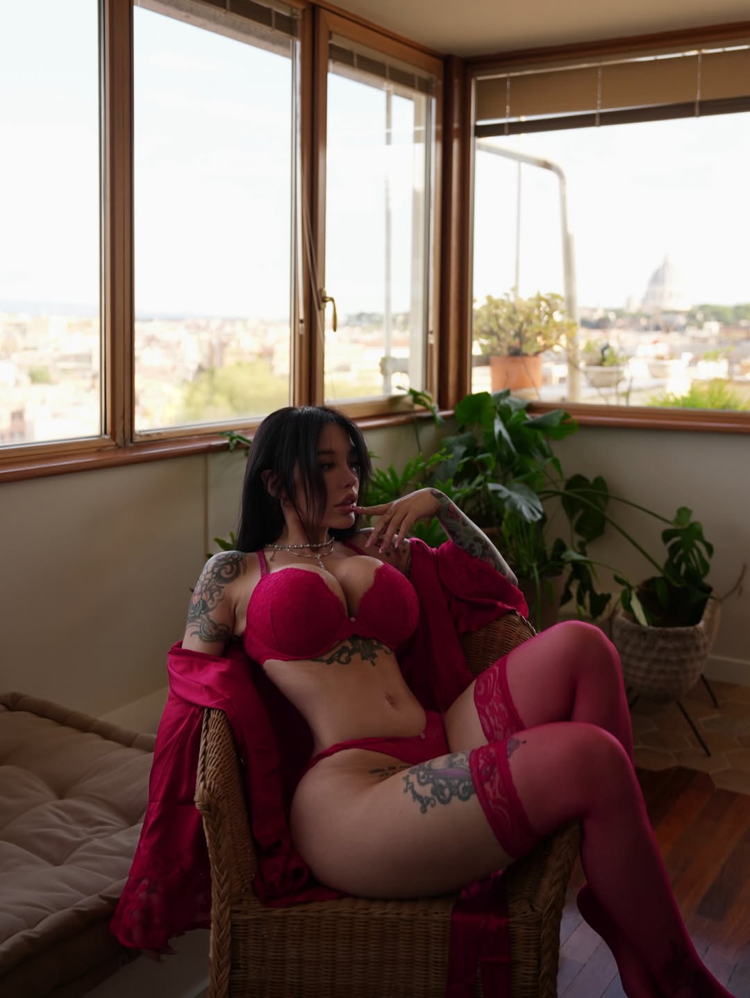 Styling Details: Minimal Yet Striking