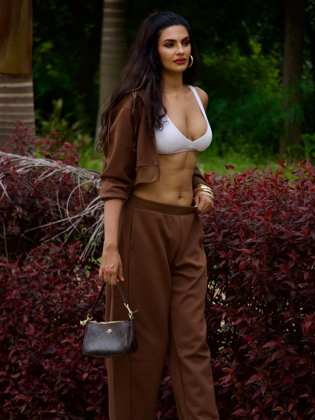 Outfit Breakdown: Sporty Meets Statement Glam