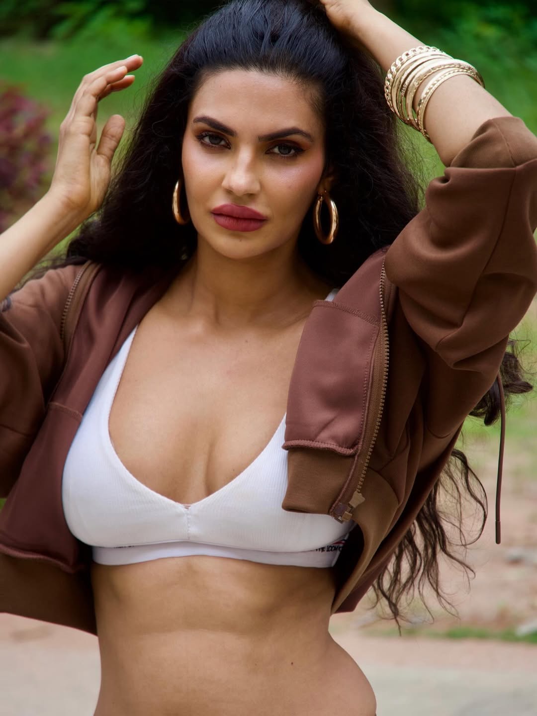 Hair & Beauty: Effortless Yet Defined