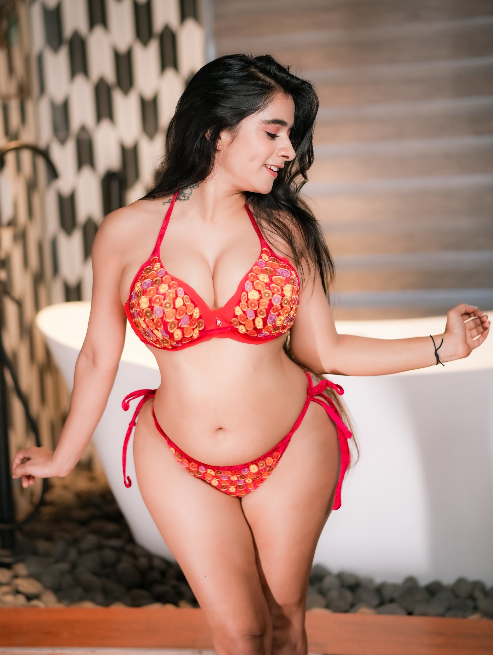Vacation Fashion Meets Contemporary Luxury