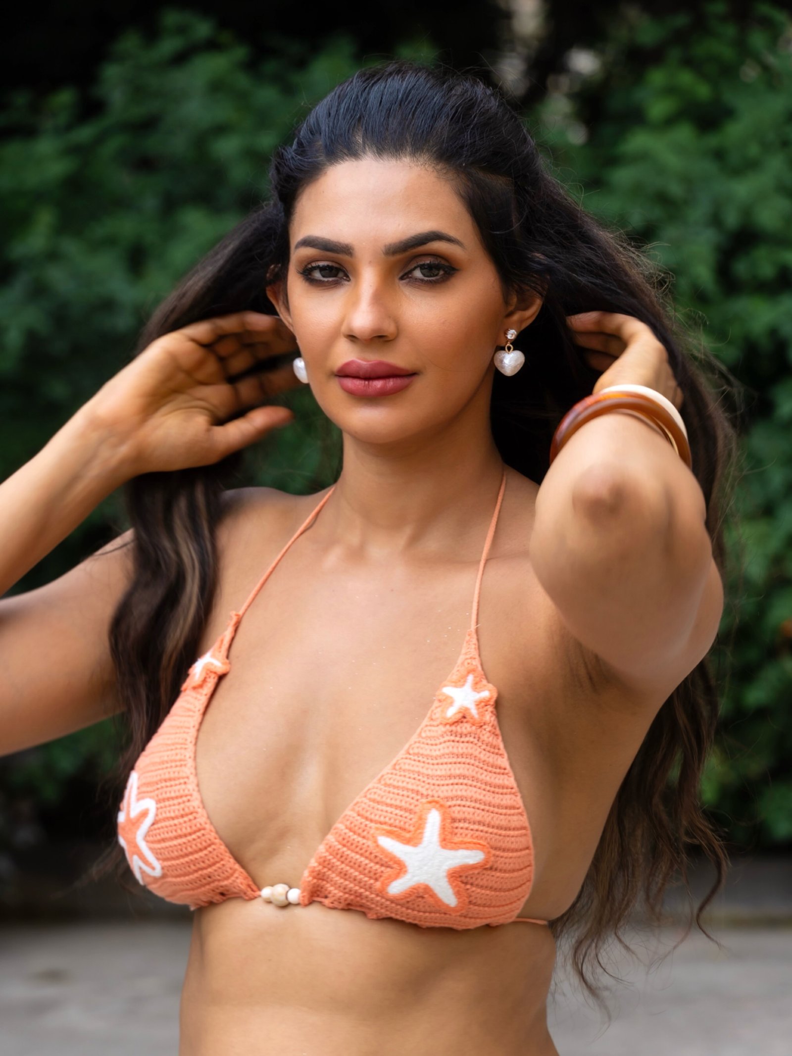 Accessories Complete the Coastal Narrative
