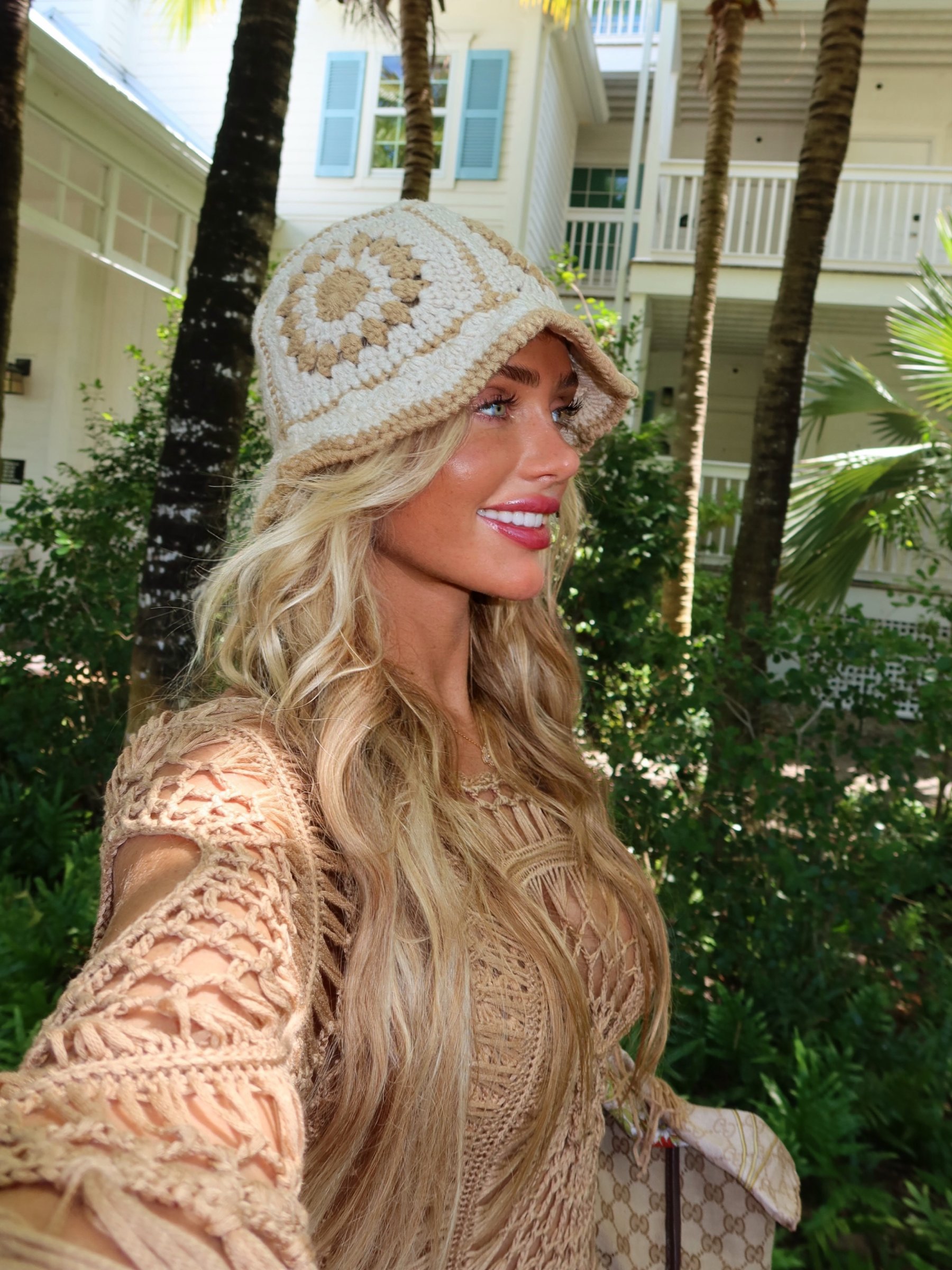 Crochet Finds a Luxury Resort Mood