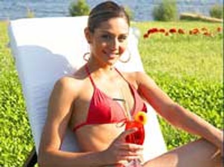 செக்ஸ் உணர்வு கூட வேண்டுமா? வயாகரா வேண்டாம், சன் பாத் போதும்!  