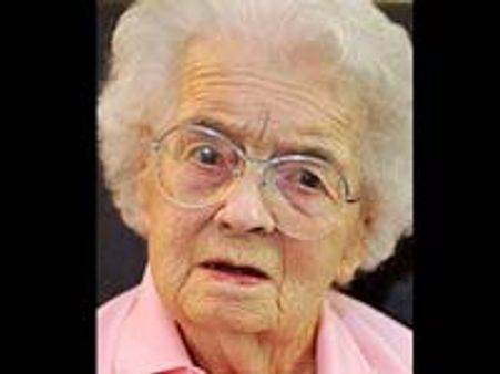 106 வயதில் ஒரு கன்னிப் பெண்!