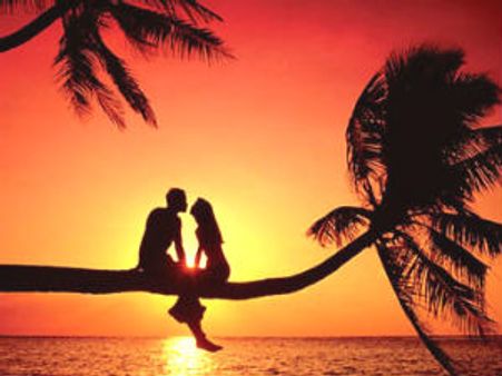 உறவுகளை மதித்தால் பிரிவுகள் இல்லை  