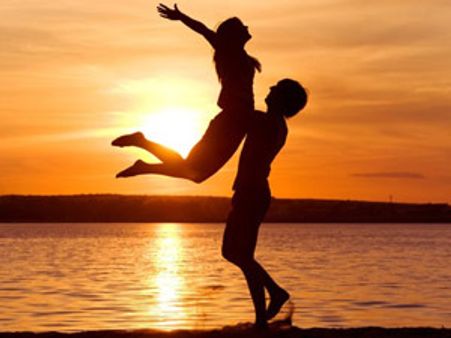 காதலில் ஆறு வகை... உங்கள் காதல் எந்த வகை?