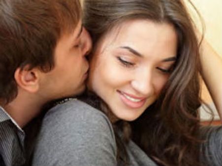 ஐ லவ் யூ சொல்லுங்கள்… மன அழுத்தம் பறந்து போகும்