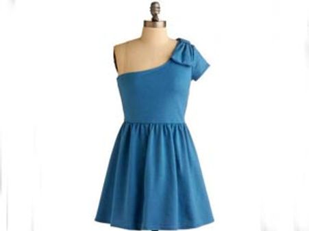 காதல் உணர்வுகளை அதிகரிக்கும் நீல நிறம்…..