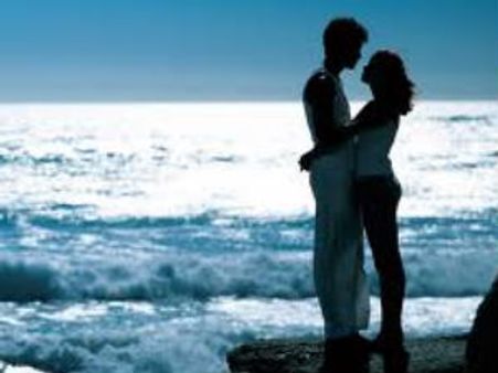 உங்க காதலர் அதுக்கெல்லாம் சரிப்பட்டு வருவாரான்னு யோசிச்சுக்குங்க!