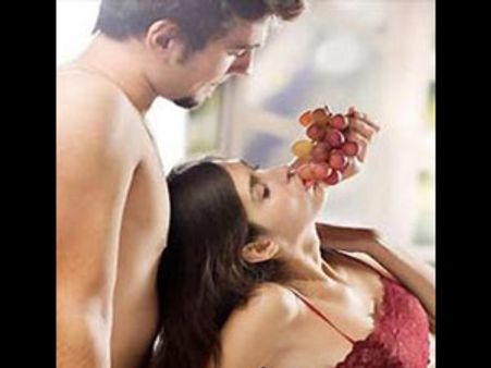 பெண்களின் உணர்ச்சிகளை தூண்ட உதவும் உணவுகள்