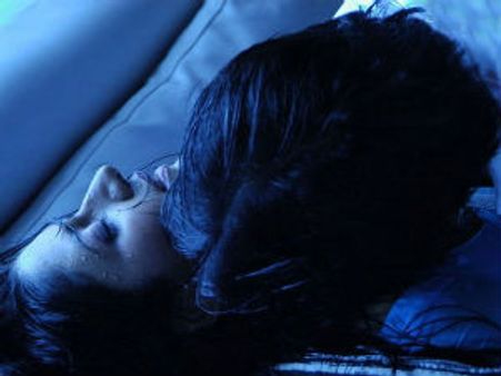 மெதுவா மெதுவா தொடலாமா...?