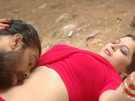 சுத்த பத்தமாத்தானே இருக்கீங்க...?