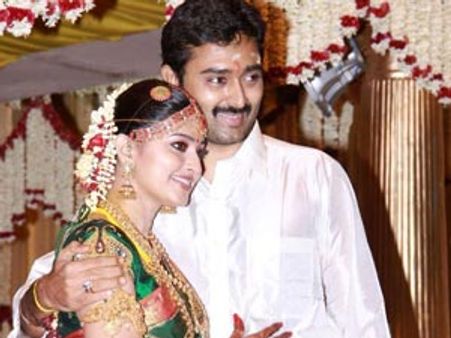 ஹய்யா... ஆவணி பொறந்தாச்சு! பொண்டாட்டி வீட்டுக்கு வந்துட்டா!!