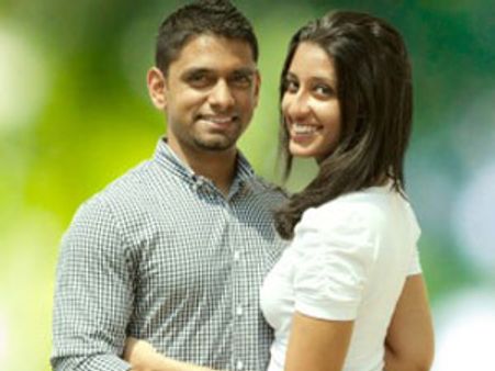 டேட்டிங்கிற்கு பத்து பேர்வரை வேணுமாம்!