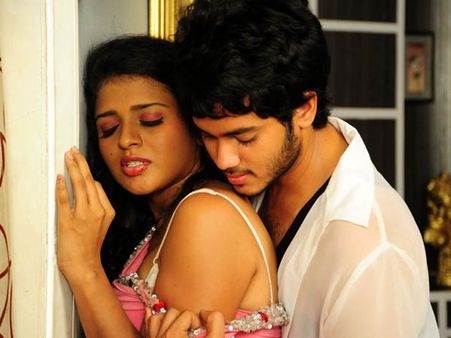 மெல்ல மெல்ல சுருதி ஏற்றி... உடலென்ற வீணையை மீட்டுங்க!