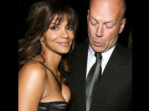 Women more likely than men to ogle Women more likely than men to ogle