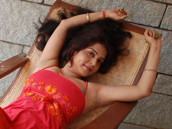 முழுசா வெளிப்பட்டால்...