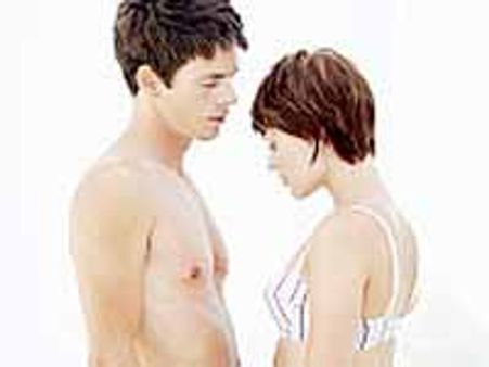 రొమ్ముల సైజు తక్కువగా ఉంటే...