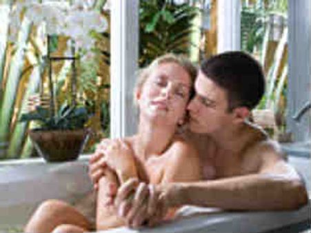 అందమైన మహిళలు అందులోనూ ఫాస్టే!