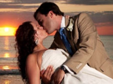 ఆకాశమే సీలింగ్....పచ్చిక బయలే మ్యాట్రెస్!