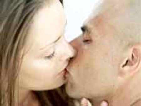 సెక్స్ లో రింగ రింగ, ఫింగరింగ!