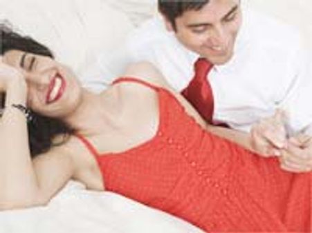 డ్రెస్ తీయకుండా సెక్సు చేస్తే నచ్చజెప్పాలి