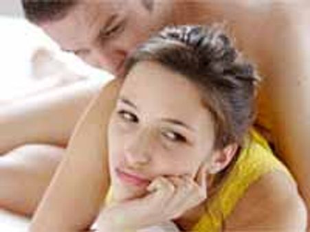 సెక్స్ లో స్త్రీలకు నడుం నొప్పి?