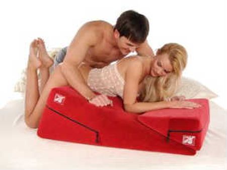 అమ్మాయిలకి ఇలా చేస్తేనే నచ్చుతుందంట