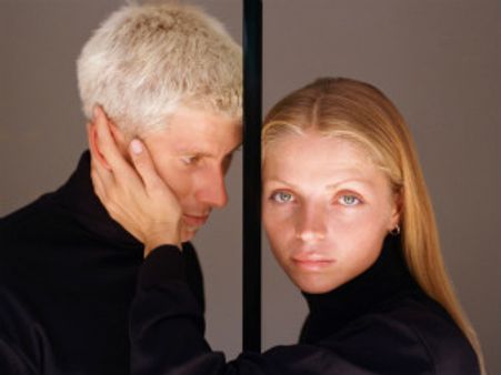 వివాహ వ్యవస్ధను శాసిస్తున్న మహిళ!