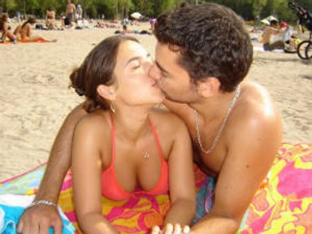 పెట్టటం పురుషుడు....తియ్యటం మహిళే!