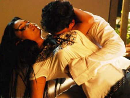 పిరియడ్ అయ్యే ముందరే ....ఆ కోరికలు!