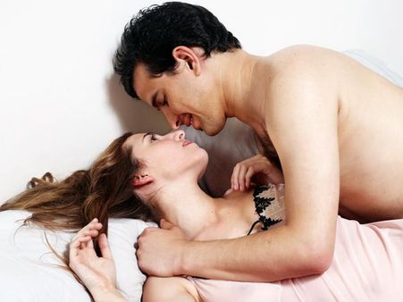 శృంగారం: ముప్పేట ముంచెత్తాల్సిందే..