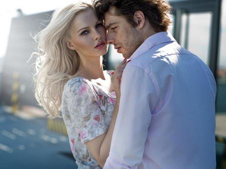 సెక్స్‌: మహిళను మంత్రించడమెలా? (పిక్చర్స్)