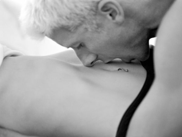  సెక్స్: ఇలా చేస్తే దుమ్ము రేపొచ్సు (చిత్రాలు)